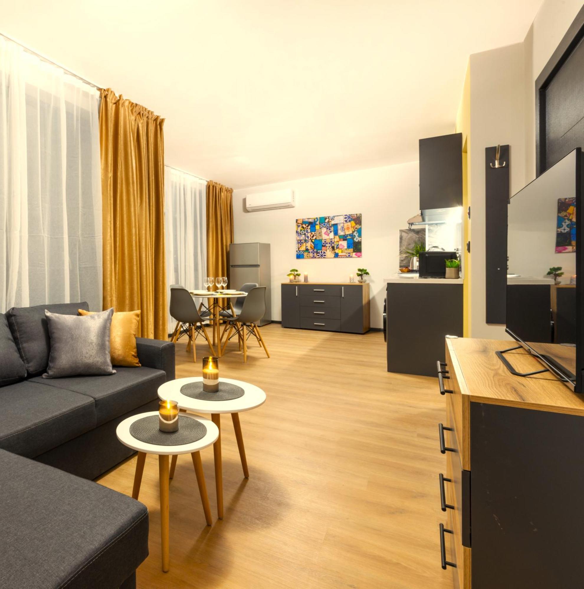 Best Guest 2 Apartments Пловдив Екстериор снимка